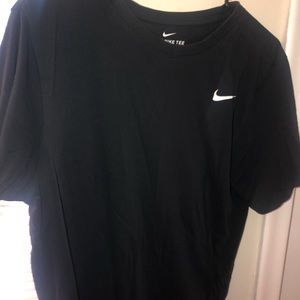 Nike men’s dri fit shirt